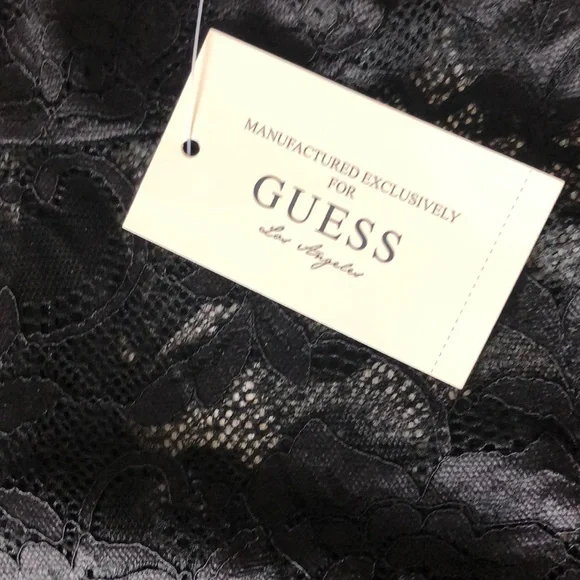 Guess Lace Blouse (Size Small) NWT - Picture 6 of 11